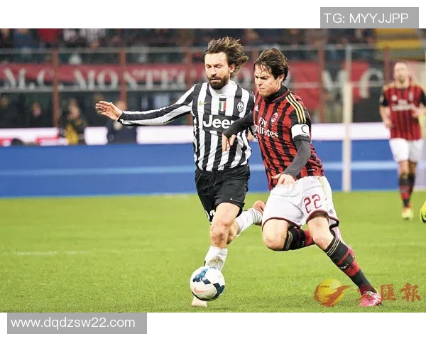 圆脸足球球星的魅力进化史从青涩少年到绿茵场传奇